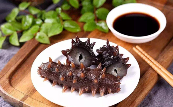 消費者告別垃圾食品，市民相中海參